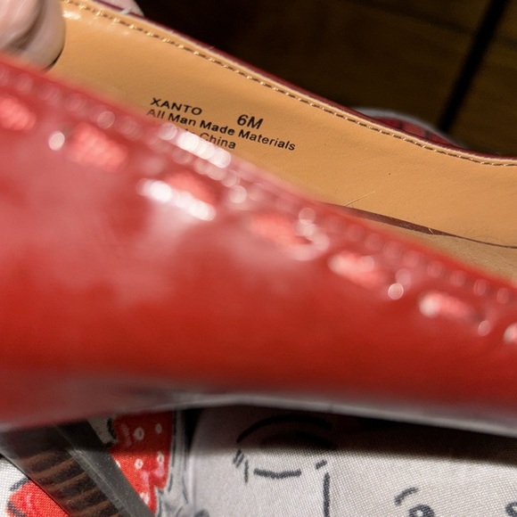 Ladies Etienne Aigner burgundy/cordovan color heels size 6M - Picture 7 of 7